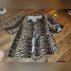 Leopard Print Blouse with Puff Sleeves